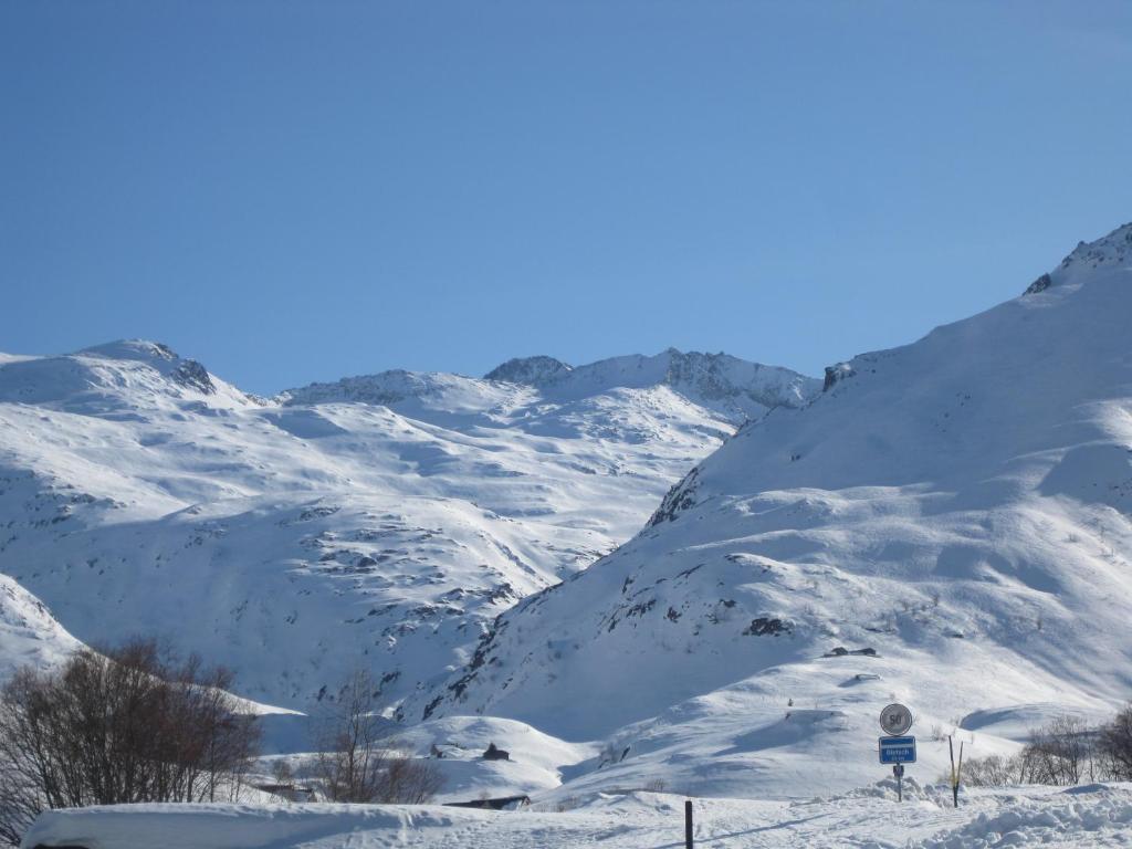 Hotel Des Alpes Realp Eksteriør bilde
